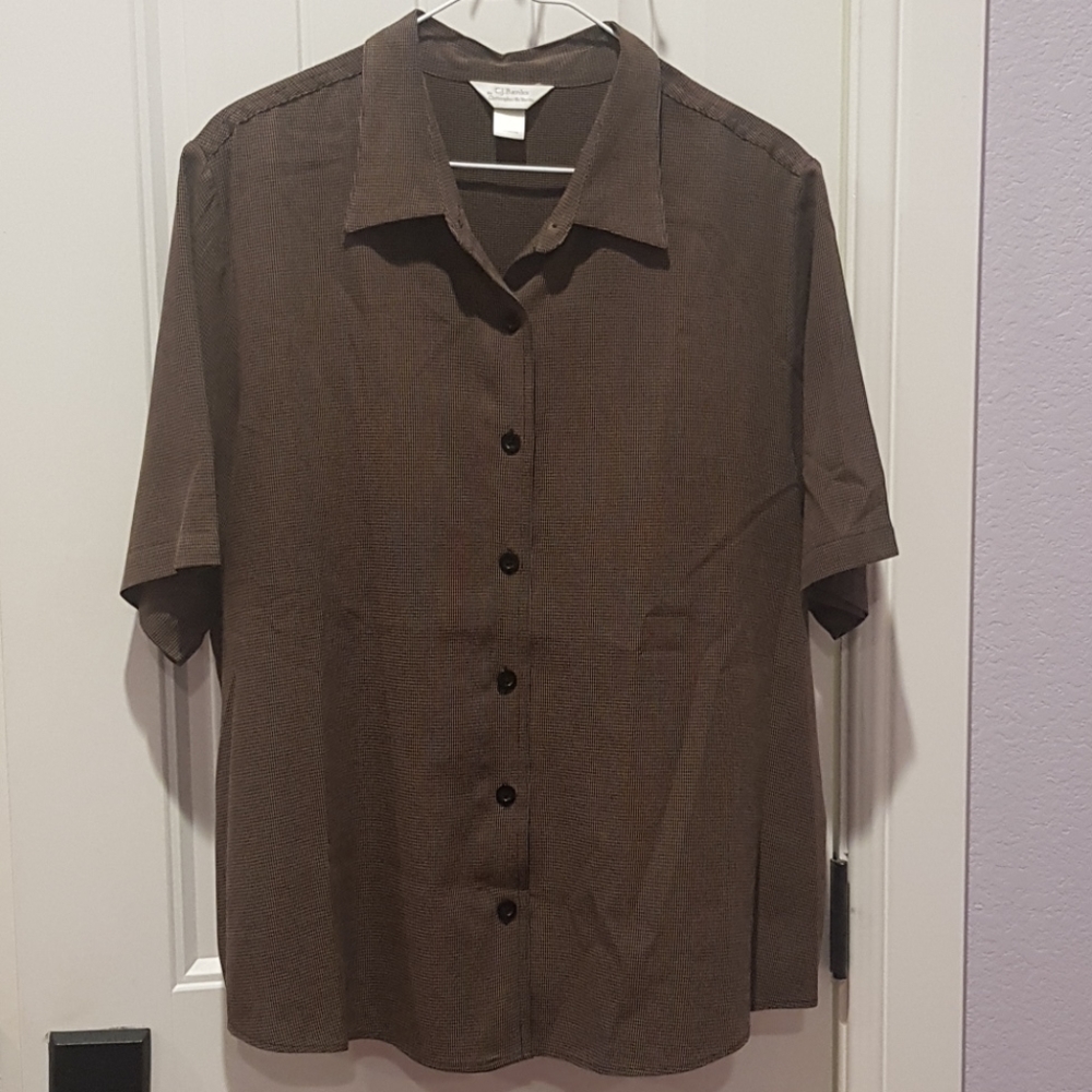 Womens short sleeve blouse